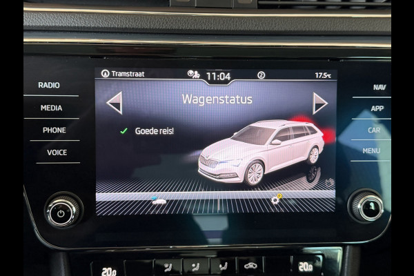 Škoda Superb Combi 1.5 TSI ACT Automaat Pdc V+A Navigatie Clima Carplay Digital dash Trekhaak Cruise