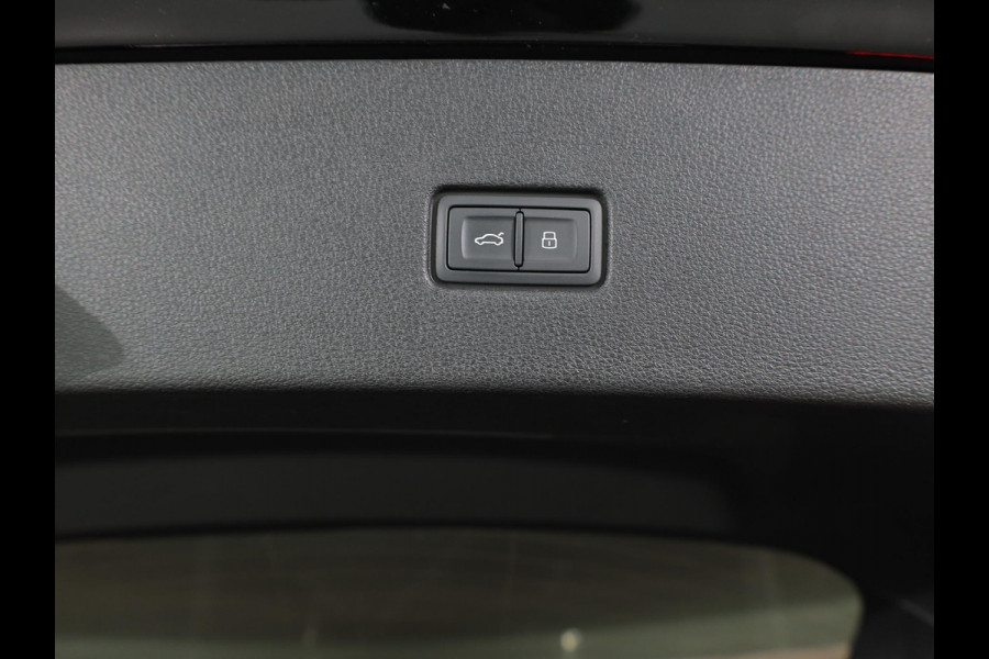 Audi Q8 55 TFSIe quattro Pro Line Plus 380pk | 99% SOH | Panoramadak | Lederen bekleding | 21 inch lichtmetalen velgen | 360 graden camera |