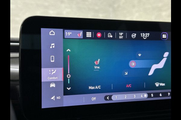 Fiat 500 e Icon 42 kWh | LED | Carplay | 93,5 SoH | Achteruitrij-Camera | Stoelverwarming | Cruise Control | DAB | PDC V+A | Dodehoek Detectie | Digitaal Display | Lane Assist | DAB Radio | Navi |