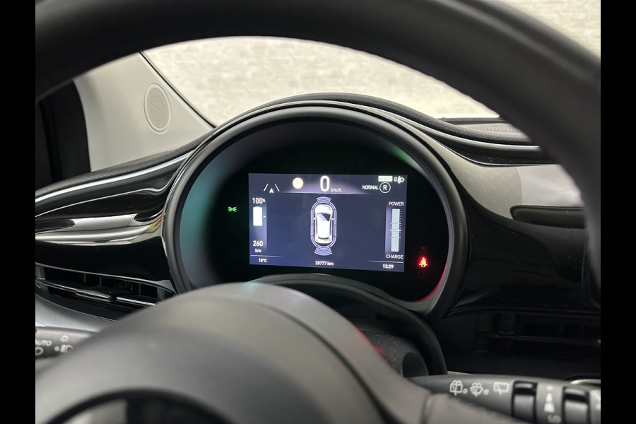 Fiat 500 e Icon 42 kWh | LED | Carplay | 93,5 SoH | Achteruitrij-Camera | Stoelverwarming | Cruise Control | DAB | PDC V+A | Dodehoek Detectie | Digitaal Display | Lane Assist | DAB Radio | Navi |