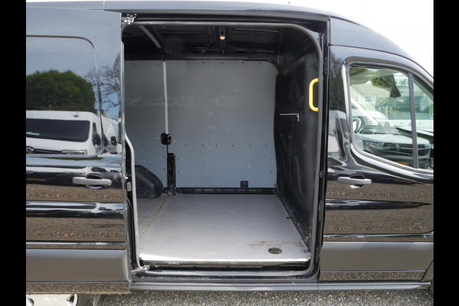 Ford Transit 2.0 TDCI 130PK, L2H2, Airco