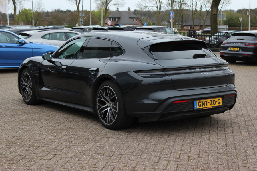 Porsche Taycan Sport Turismo 93 kWh / SoH 93,3% / Panoramadak / Camera / Bose / 20'' / Luchtvering / Leder / Warmtepomp / Dodehoek / Stoelverwarming / DAB / Cruise Control