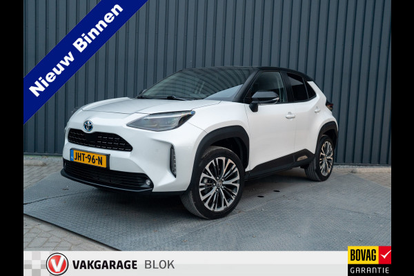 Toyota Yaris Cross 1.5 Hybrid Executive | Bi-Tone | Trekhaak | Head Up | Dodehoek Sensoren | Prijs Rijklaar!!