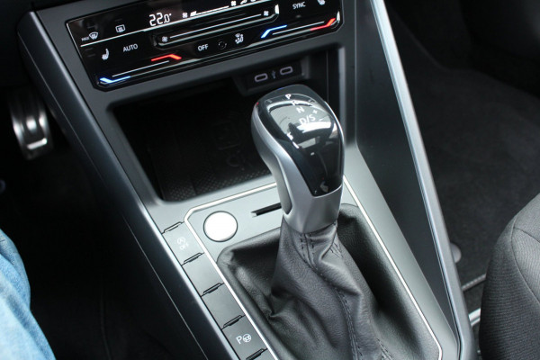 Volkswagen Taigo 1.5 TSI 150pk R-Line DSG7 Panoramadak