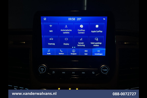 Ford Transit 2.0 TDCI 131pk L3H2 Euro6 Airco | Camera | Navigatie | Apple Carplay | LED | Cruisecontrol Parkeersensoren, Stoelverwarming, Verwarmde voorruit, Bijrijdersbank, 2500kg trekvermogen