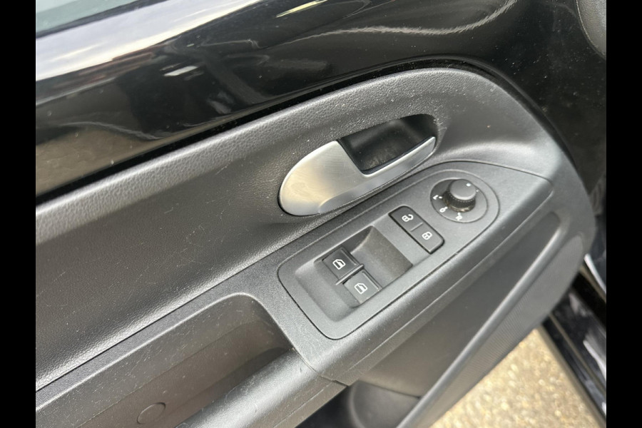 Seat Mii Electric electric Plus STOELVERWARMING| RIJKLAARPRIJS INCL. 12 MND BOVAG GARANTIE| DAB AUDIO | BLUETOOTH| PARKEERSENSOREN ACHTER| CRUISE CONTROL | SOH 85% |