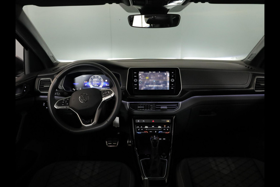 Volkswagen T-Cross 1.5 TSI R-Line 150pk DSG | Trekhaak | Navigatie | Parkeercamera | PDC