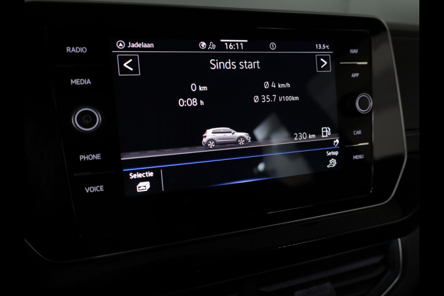 Volkswagen T-Cross 1.5 TSI R-Line 150pk DSG | Trekhaak | Navigatie | Parkeercamera | PDC