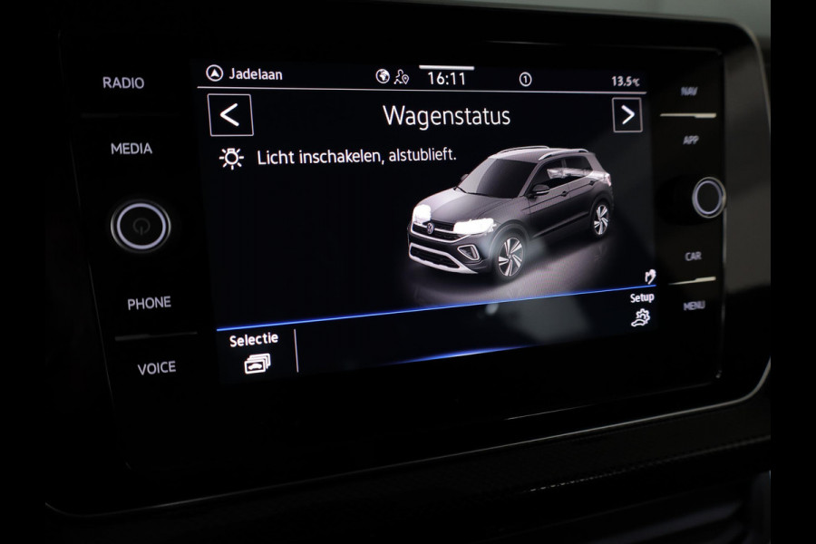 Volkswagen T-Cross 1.5 TSI R-Line 150pk DSG | Trekhaak | Navigatie | Parkeercamera | PDC