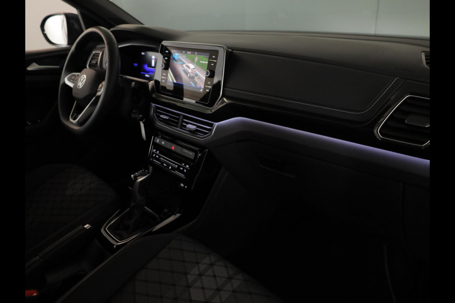 Volkswagen T-Cross 1.5 TSI R-Line 150pk DSG | Trekhaak | Navigatie | Parkeercamera | PDC