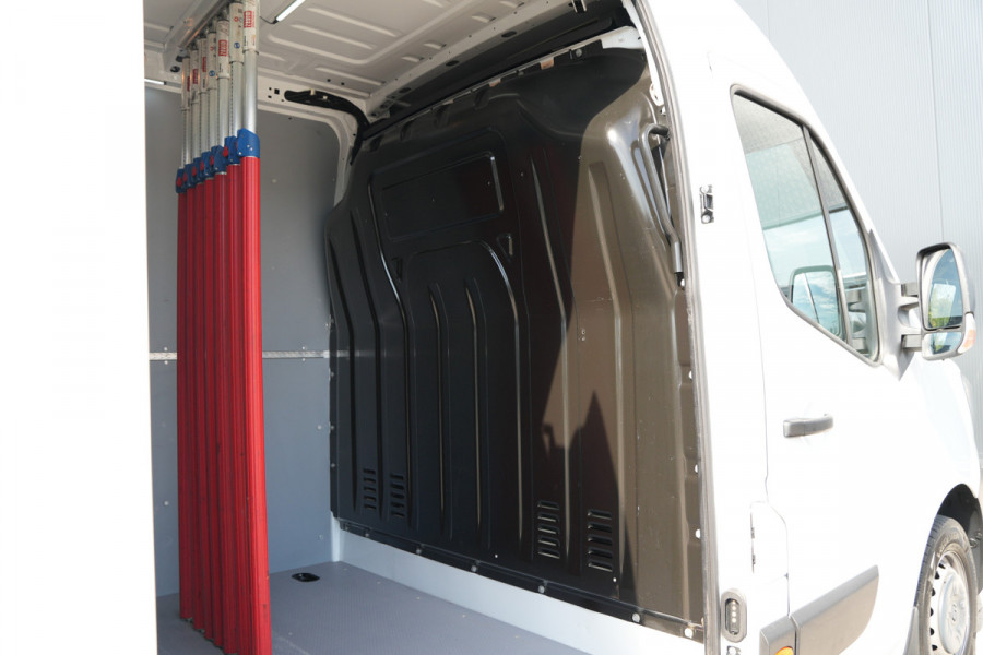 Renault Master T35 2.3 dCi 150 L3H2 Energy 150pk - Geveerde stoel - Camera - Cruise - Airco - Rijklaar