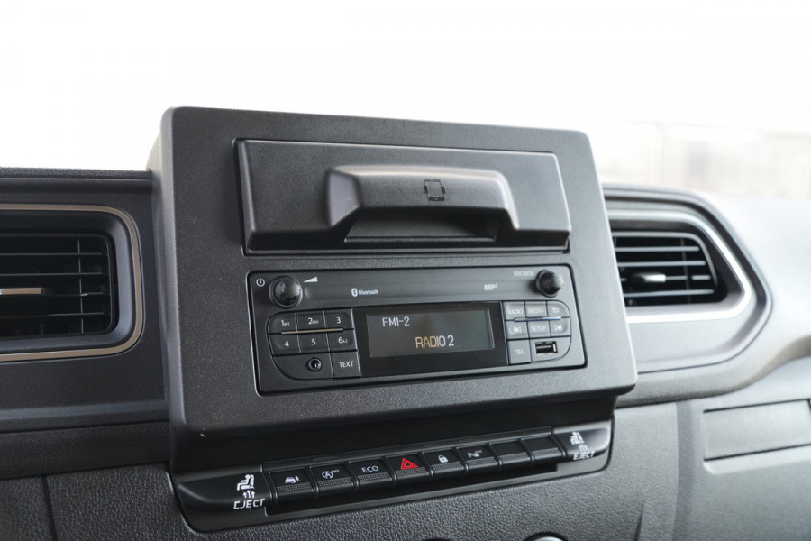 Renault Master T35 2.3 dCi 150 L3H2 Energy 150pk - Geveerde stoel - Camera - Cruise - Airco - Rijklaar