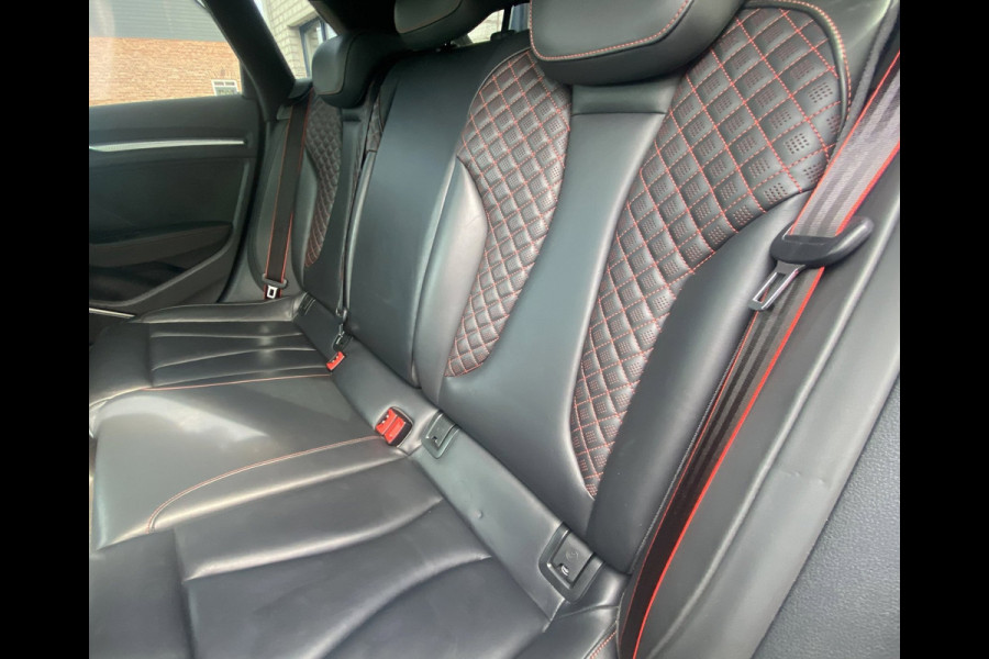 Audi RS 3 SPORTBACK 2.5 TFSI RS 3 quattro / Pano/ B&O/ VC/ Matrix/ Ambiente/ Privacy/ Keyless/ Carplay