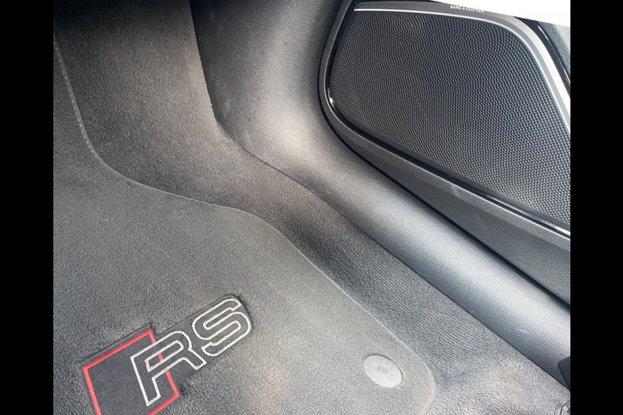 Audi RS 3 SPORTBACK 2.5 TFSI RS 3 quattro / Pano/ B&O/ VC/ Matrix/ Ambiente/ Privacy/ Keyless/ Carplay