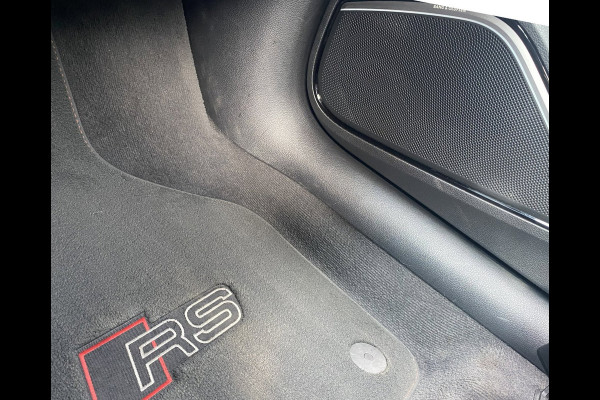 Audi RS 3 SPORTBACK 2.5 TFSI RS 3 quattro / Pano/ B&O/ VC/ Matrix/ Ambiente/ Privacy/ Keyless/ Carplay