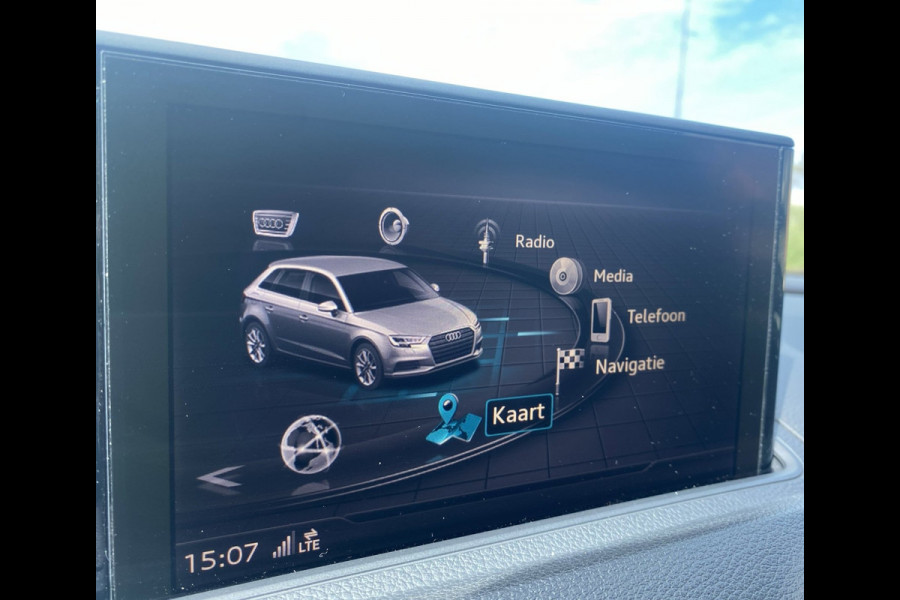 Audi RS 3 SPORTBACK 2.5 TFSI RS 3 quattro / Pano/ B&O/ VC/ Matrix/ Ambiente/ Privacy/ Keyless/ Carplay