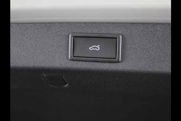 Škoda Kodiaq 1.5 TSI PHEV Sportline Business | Panoramadak | Trekhaak | 360 camera | Adaptief onderstel | Canton Sound | Head-up | Blind Spot |