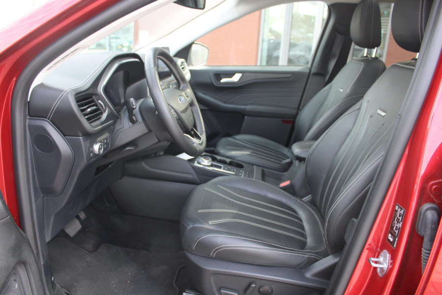 Ford Kuga 2.5 PHEV Vignale | Wegklapbare trekhaak | Panoramadak | Adaptive cruise control | Winter Pack | Bang&Olufsen | Dodehoeksensoren