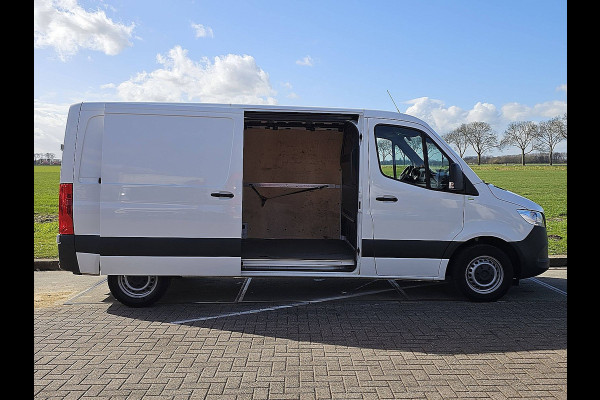 Mercedes-Benz Sprinter 314 L2H1 Airco, Navi, PDC, Camera, Mbux, Euro6, 143 PK, Trekhaak!