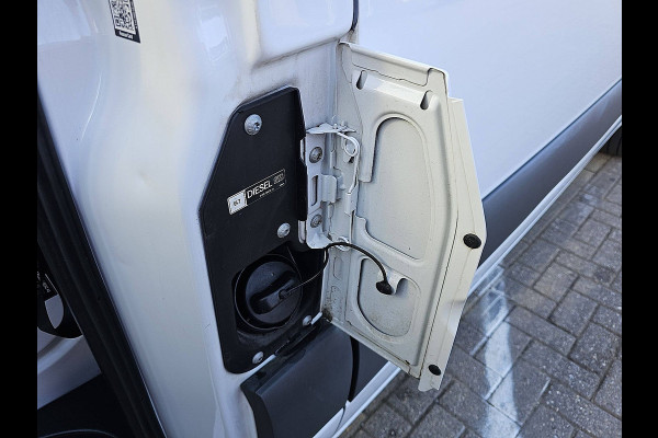 Mercedes-Benz Sprinter 314 L2H1 Airco, Navi, PDC, Camera, Mbux, Euro6, 143 PK, Trekhaak!