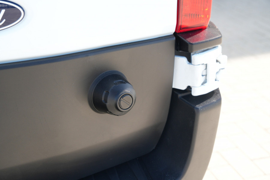 Ford Transit 350 2.0 TDCI L3H2 Trend 130pk - Cruise - Camera - Airco - PDC - Carplay/Android - Rijklaar