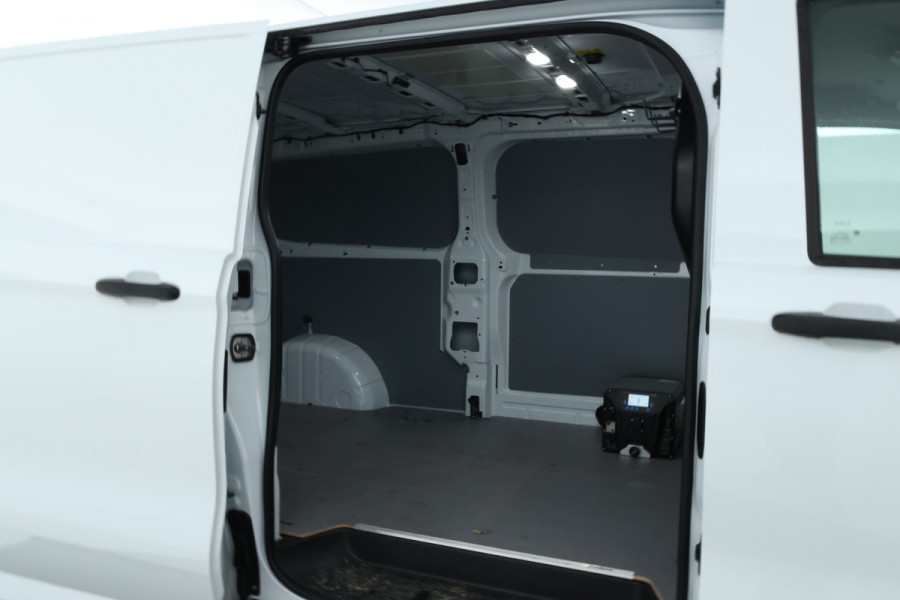 Volkswagen E-Transporter 32 L2H1 64 kWh Lengte 2, 283PK, nieuwstaat
