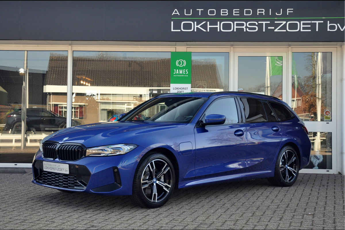 BMW 3 Serie Touring 330e M-Sport | HUD | Trekhaak | Fabrieksgarantie t/m 15-01-2029!