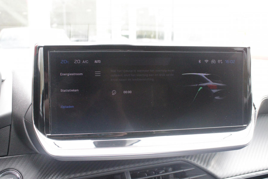 Peugeot e-208 EV GT 156PK 51 kWh | WARMTEPOMP | ALCANTARA "EXECUTIVE INTERIOR" (STOEL VERWARMING/ELEKTRISCH VERSTELBARE BESTUUDERSSTOEL MET MASSAGE FUNCTIE/ALCANTARA BEKLEDING | METAALLAK "JAUNE AGUENDA" | DRIVE ASSIST PLUS PACK (ADAPTIVE CRUISE CONTROL/STOP & GO FUNCTIE/LANE KEEPING/POSITIONING ASSIST) | 17" LICHTMETALEN VELGEN "YANAKA" | SFEER VERLICHTING IN 8 KLEUREN | KEYLESS ENTRY/START | DRAADLOZE APPLE CARPLAY/ANDROID AUTO | DRAADLOZE TELEFOONLADER | VISION & NAVIGATION PACK (NAVIGATIE/HD CAMERA VOOR EN ACHTER/DODEHOEK BEWAKING/INSTAPVERLICHTING | FULL LED KOPLAMPEN |