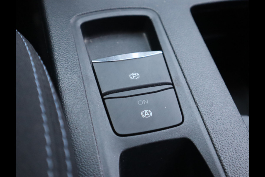 Ford FOCUS Wagon 1.0 EcoBoost Active Business Deurvanger/ Stoel-stuurverwarming Handgeschakeld