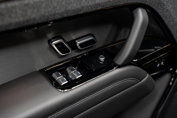 Land Rover Range Rover Sport 3.0 D300 Dynamic SE *GRIJS KENTEKEN / Meridian / Surround-View / Memory / Luchtvering / Adaptief Onderstel*