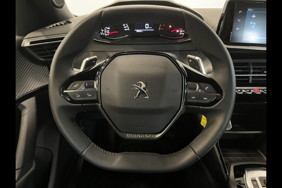 Peugeot 2008 1.2 130pk Automaat Active Pack Navigatie Cruise Control Climate Control Camera Parkeer sensoren Lichtmetalen velgen
