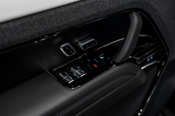 Land Rover Range Rover Sport 3.0 P460e Dynamic SE PHEV *Meridian / Panorama / Surround-View / Stoelventilatie / Black Pack / Memory stoelen*