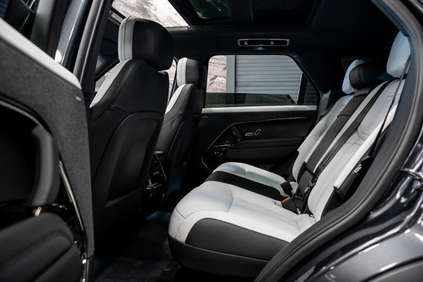 Land Rover Range Rover Sport 3.0 P460e Dynamic SE PHEV *Meridian / Panorama / Surround-View / Stoelventilatie / Black Pack / Memory stoelen*