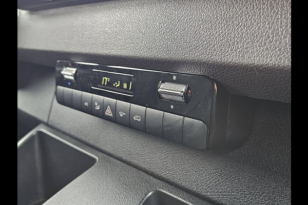 Mercedes-Benz Sprinter 317 L2H2 RWD Cruise control, Airco, Navi, Camera, Laneassist, Automaat, Mbux10, 170 Pk!