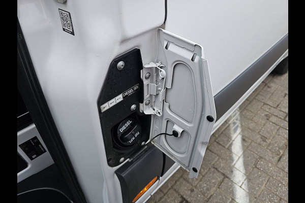 Mercedes-Benz Sprinter 317 L2H2 RWD Cruise control, Airco, Navi, Camera, Laneassist, Automaat, Mbux10, 170 Pk!