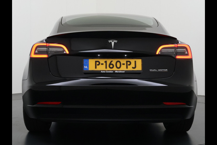 Tesla Model 3 Performance 513pk AWD Facelift Warmtepomp Elek.Achterklep Dubbelglas Lmv 20" AutoPilot Panoramadak Adaptive Cruise Camera's Leer Elektr.Stuur+Stoel+Geheugen Stoel+Bank-Verwarmd Keyless Wifi 4WD 1e Eigenaar Origineel Nederlandse Auto SOH 81%