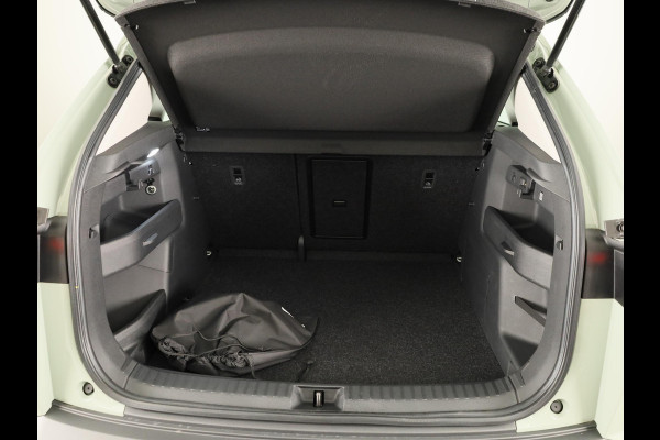 Škoda Elroq Business Edition Elektromotor 150 kW / 204 PK SUV | Trekhaak wegklapbaar | Lichtmetalen velgen 20 inch Vega