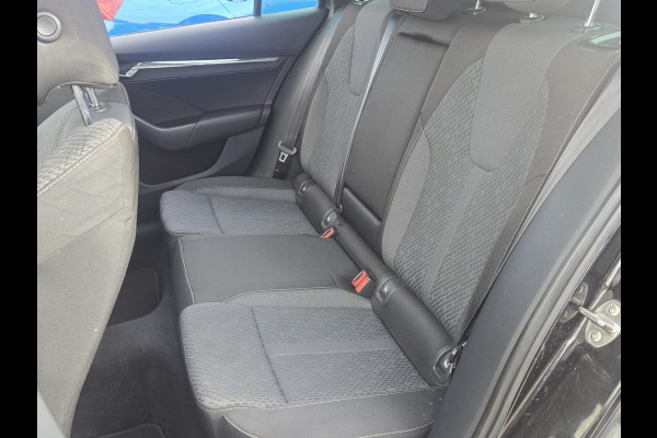 Škoda Octavia Combi 1.0 TSI Business Edition Plus NL-AUTO | PANODAK | TREKHAAK