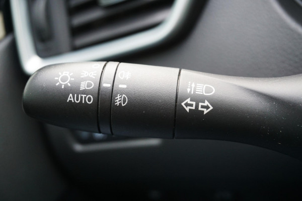Nissan QASHQAI 1.3 DIG-T 140PK N-Connecta/360Camera/Panodak/ 18Inch LMV/Goed onderhouden.