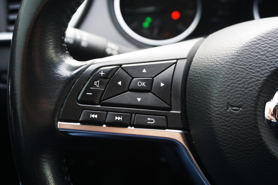 Nissan QASHQAI 1.3 DIG-T 140PK N-Connecta/360Camera/Panodak/ 18Inch LMV/Goed onderhouden.