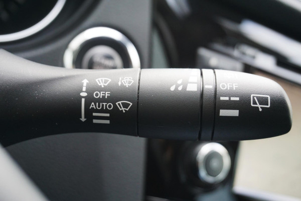 Nissan QASHQAI 1.3 DIG-T 140PK N-Connecta/360Camera/Panodak/ 18Inch LMV/Goed onderhouden.