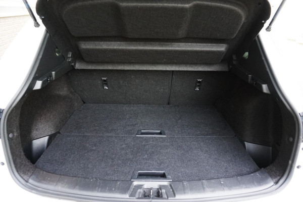 Nissan QASHQAI 1.3 DIG-T 140PK N-Connecta/360Camera/Panodak/ 18Inch LMV/Goed onderhouden.