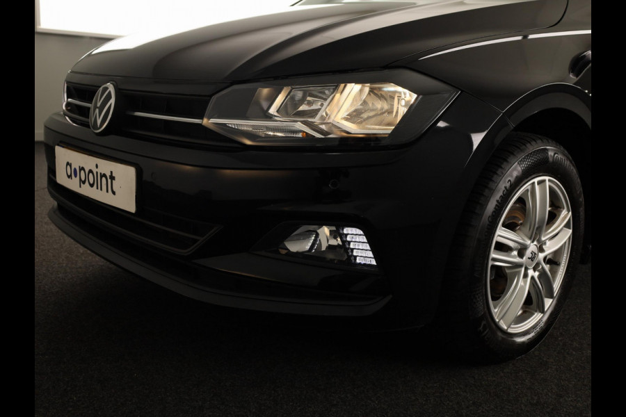Volkswagen Polo 1.0 TSI Comfortline Business 95 pk | Navigatie | Parkeersensoren | Achteruitrijcamera | Adaptieve cruise control | Apple Carplay/Android Auto |