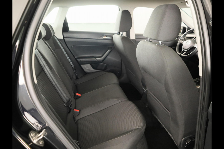 Volkswagen Polo 1.0 TSI Comfortline Business 95 pk | Navigatie | Parkeersensoren | Achteruitrijcamera | Adaptieve cruise control | Apple Carplay/Android Auto |