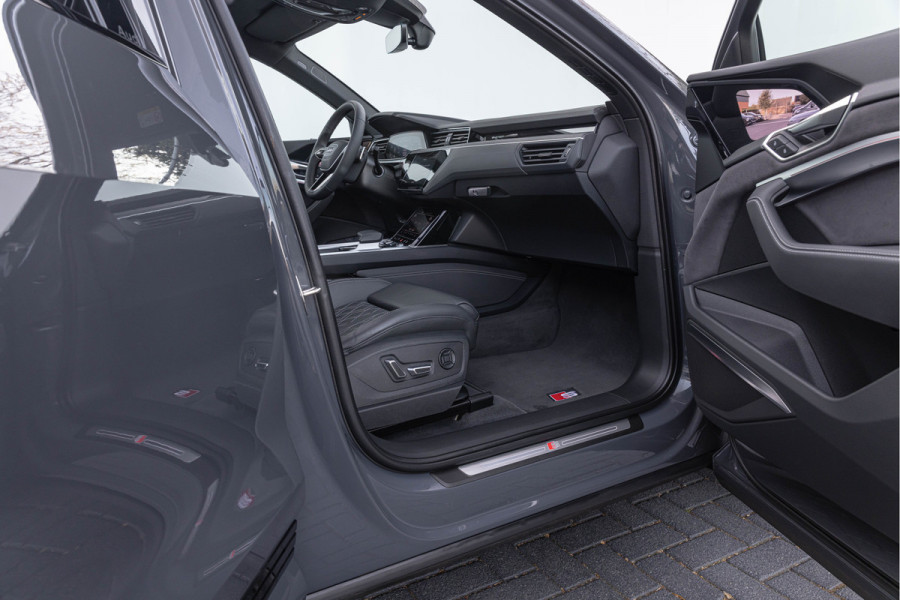 Audi SQ8 e-tron Sportback 504pk Quattro Pano S-stoelen B&O ACC Trekhaak