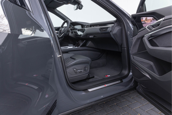 Audi SQ8 e-tron Sportback 504pk Quattro Pano S-stoelen B&O ACC Trekhaak