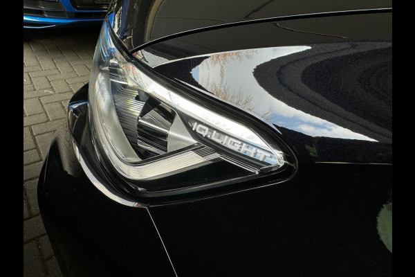 Volkswagen T-Roc 1.5 TSI R-Line Pano|Keyless|IQ|Sfeer|Camera