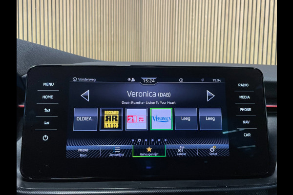 Škoda SCALA 1.0 TSI Sport Business|KUIPSTOELEN|ANDROID AUTO/APPLE CARPLAY|CLIMATE+CRUISE CONTROL|PDC|LMV|NAP|NL-AUTO|1e EIGENAAR|