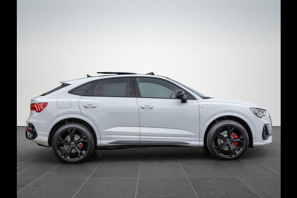 Audi Q3 Sportback 45 TFSI e 245pk S-Line Pano Sonos Sfeer ACC 20''