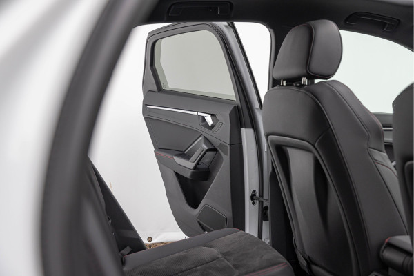 Audi Q3 Sportback 45 TFSI e 245pk S-Line Pano Sonos Sfeer ACC 20''